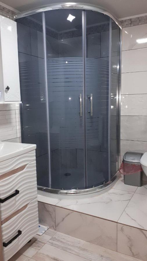 Окремі Номери В Гостьовому Будинку Типу Guest House Kropivnickij Kültér fotó