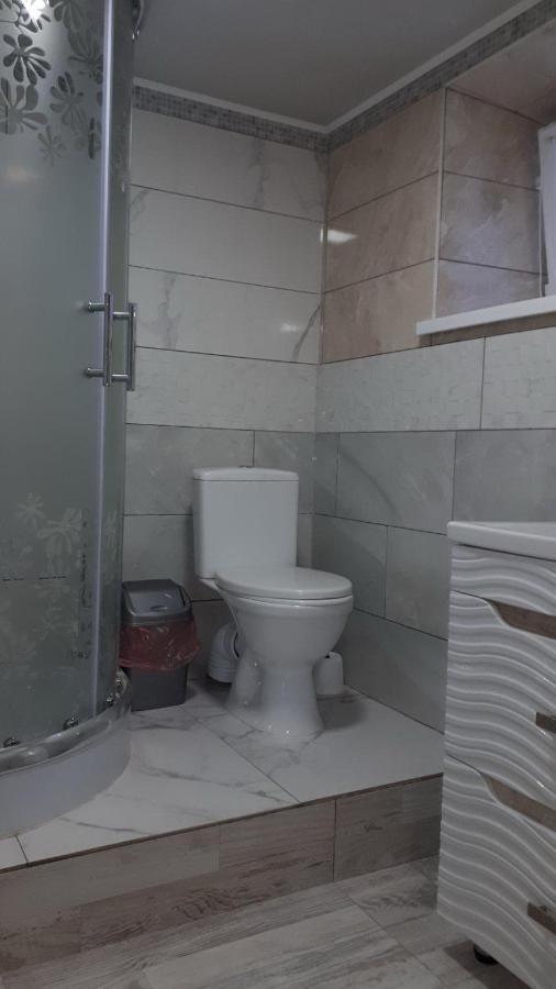 Окремі Номери В Гостьовому Будинку Типу Guest House Kropivnickij Kültér fotó
