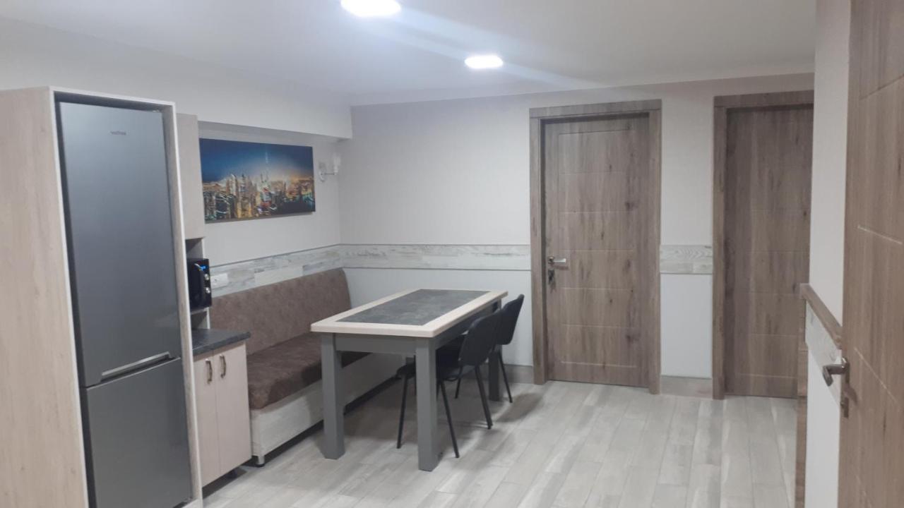 Окремі Номери В Гостьовому Будинку Типу Guest House Kropivnickij Kültér fotó