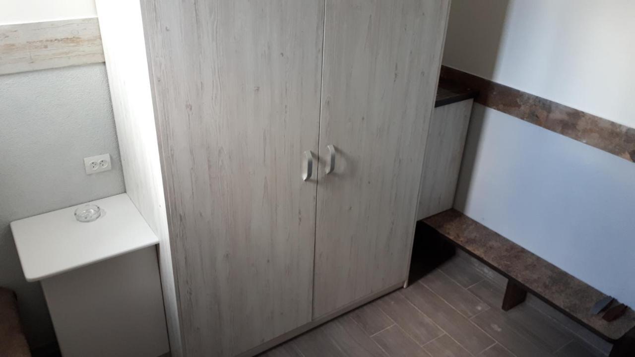 Окремі Номери В Гостьовому Будинку Типу Guest House Kropivnickij Kültér fotó