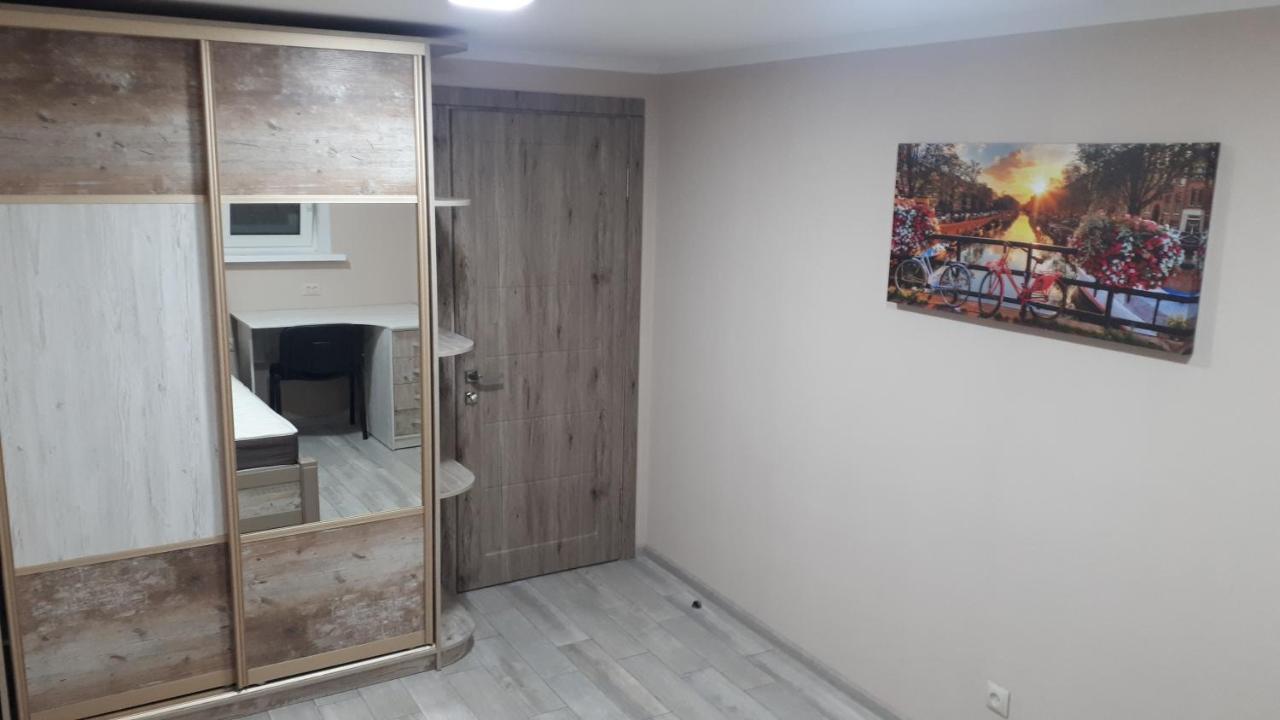 Окремі Номери В Гостьовому Будинку Типу Guest House Kropivnickij Kültér fotó