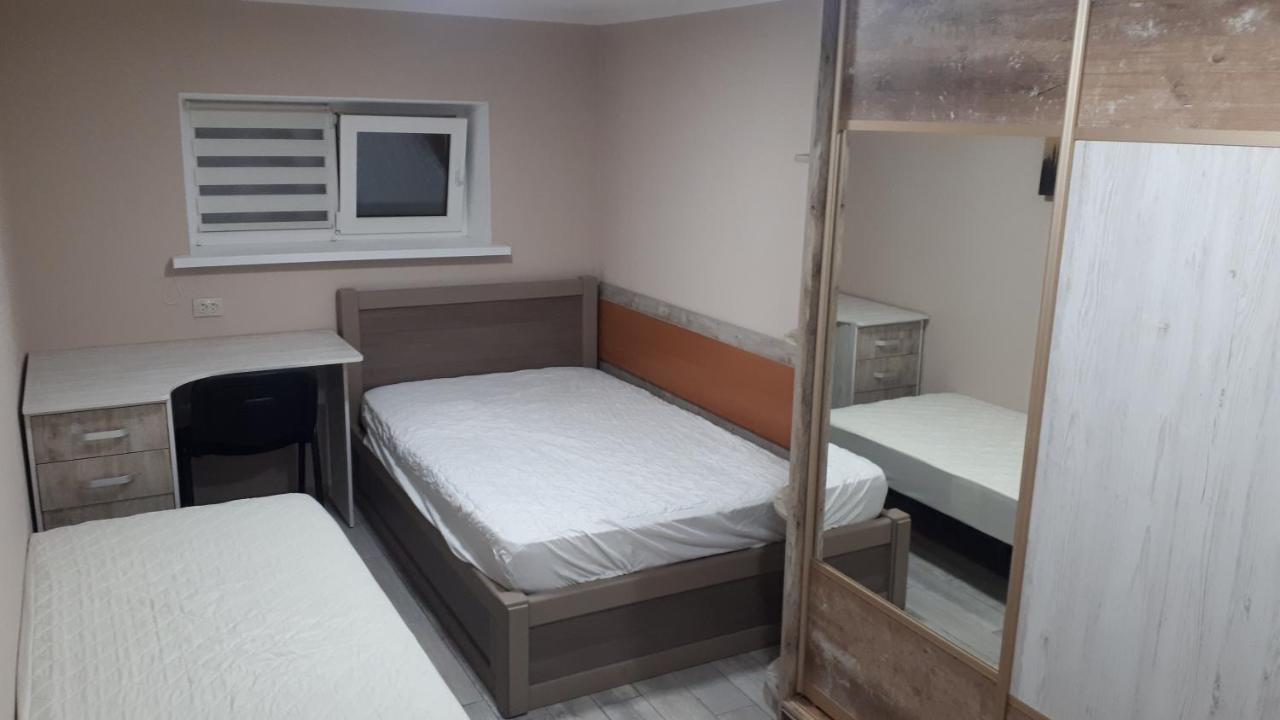 Окремі Номери В Гостьовому Будинку Типу Guest House Kropivnickij Kültér fotó